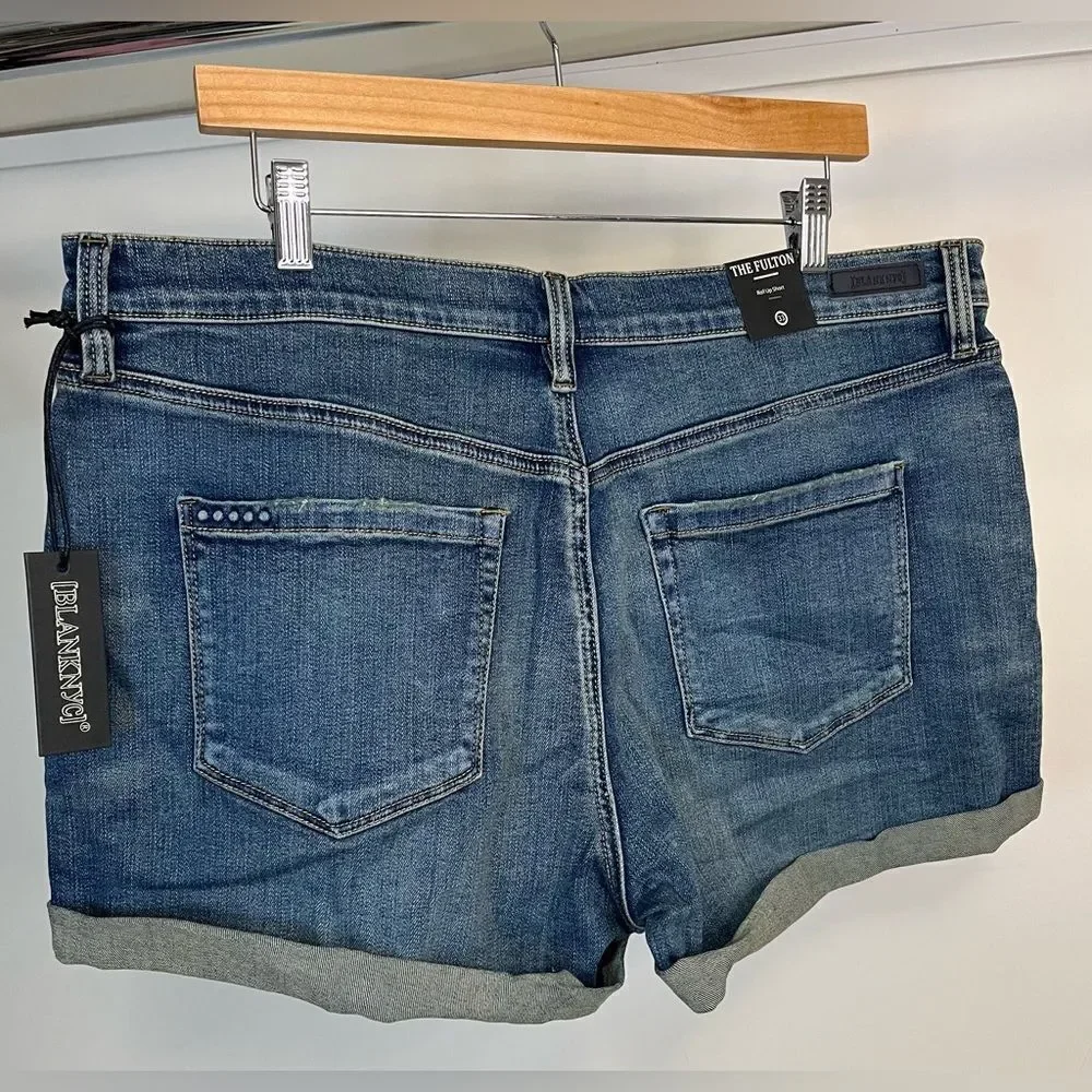 NWT Blank NYC The Fulton Roll Up Short size 33